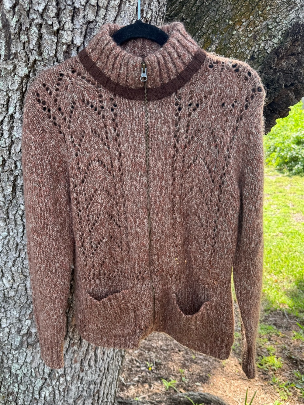 Vintage Woolrich Brown Zip-Up Lace Knit Cardigan.Size MP